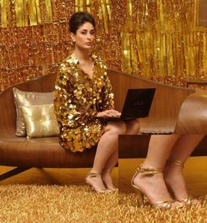 Kareena Kapoor feet photo thumbnail
