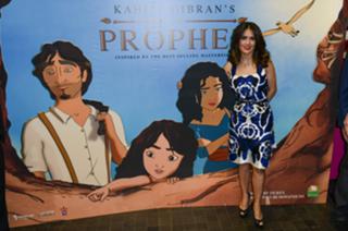 Salma Hayek feet photo thumbnail