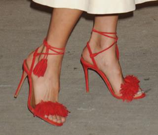 Jamie Chung feet photo thumbnail