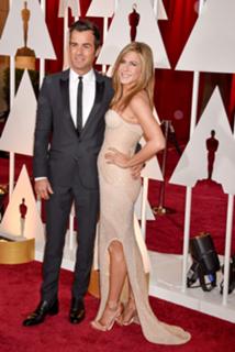 Jennifer Aniston feet photo thumbnail
