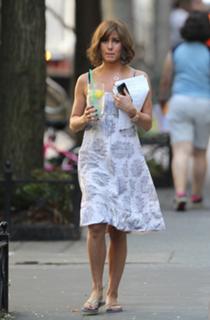 Jennifer Aniston feet photo thumbnail