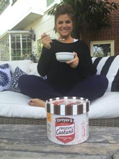 Tiffani Thiessen feet photo thumbnail