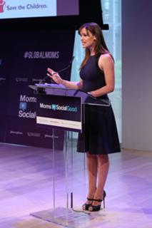 Jennifer Garner feet photo thumbnail