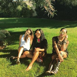 Angela Simmons feet photo thumbnail
