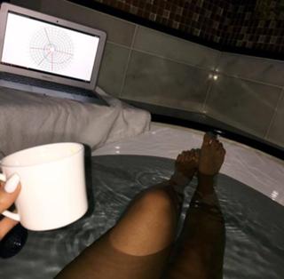 Chantel Jeffries feet photo thumbnail