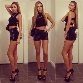 Chantel Jeffries feet photo thumbnail