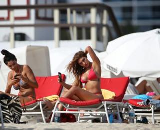 Chantel Jeffries feet photo thumbnail