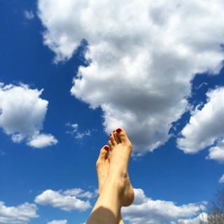Thalía feet photo thumbnail