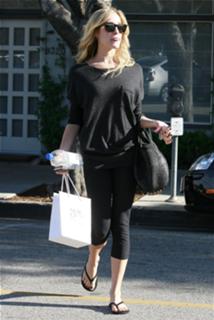 Kristin Cavallari feet photo thumbnail