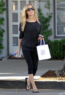 Kristin Cavallari feet photo thumbnail
