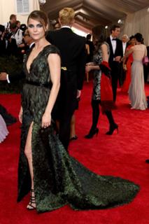 Keri Russell feet photo thumbnail
