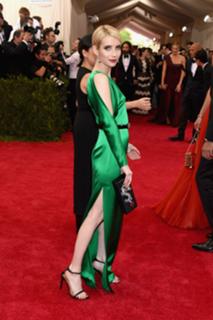 Emma Roberts feet photo thumbnail