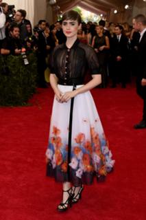 Lily Collins feet photo thumbnail