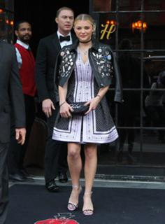 Chloë Grace Moretz feet photo thumbnail