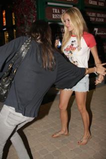 Kristin Cavallari feet photo thumbnail