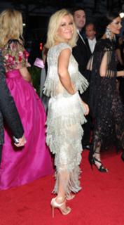 Ellie Goulding feet photo thumbnail