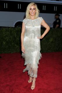 Ellie Goulding feet photo thumbnail