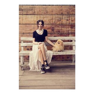 Laura González feet photo thumbnail