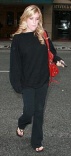 Kristin Cavallari feet photo thumbnail