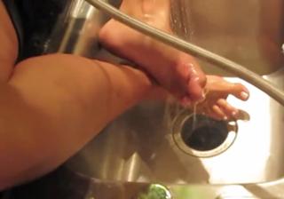 Jenna Ezarik feet photo thumbnail