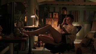 Jessica Stroup feet photo thumbnail