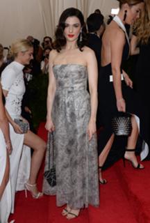Rachel Weisz feet photo thumbnail