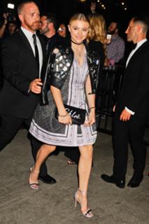 Chloë Grace Moretz feet photo thumbnail