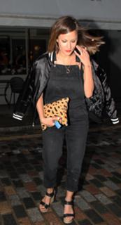 Caroline Flack feet photo thumbnail