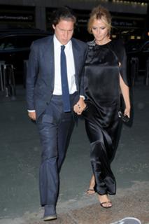Heidi Klum feet photo thumbnail
