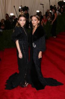 Ashley Olsen feet photo thumbnail