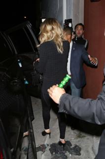 Jennifer Lawrence feet photo thumbnail