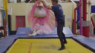 Colleen Ballinger feet photo thumbnail
