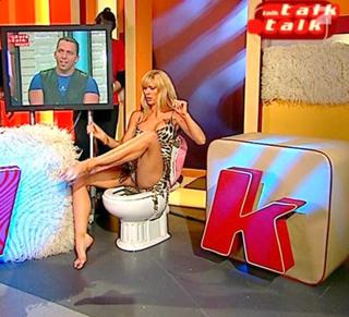 Sonya Kraus feet photo thumbnail
