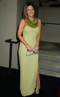 Drew Barrymore feet photo thumbnail