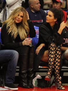 Kendall Jenner feet photo thumbnail