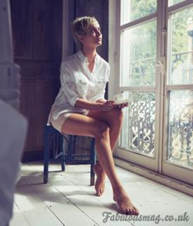 Rachel Riley feet photo thumbnail