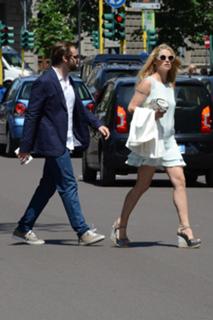 Michelle Hunziker feet photo thumbnail
