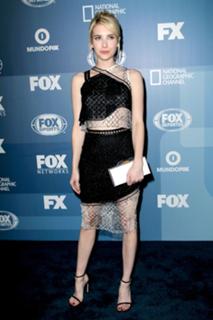 Emma Roberts feet photo thumbnail