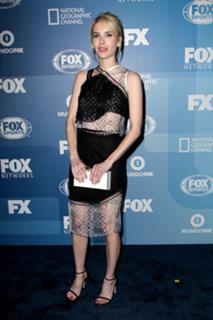 Emma Roberts feet photo thumbnail