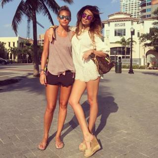 Natalia Siwiec feet photo thumbnail
