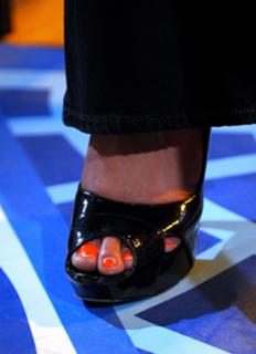 Jordin Sparks feet photo thumbnail