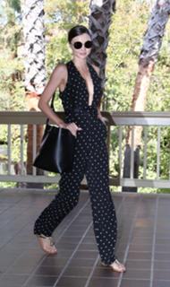 Miranda Kerr feet photo thumbnail