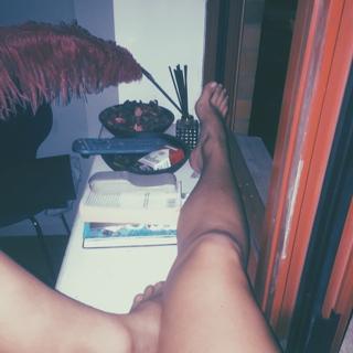 Josie Marie Canseco feet photo thumbnail
