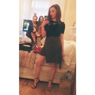 Maisie Williams feet photo thumbnail