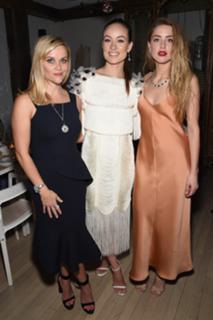 Reese Witherspoon feet photo thumbnail