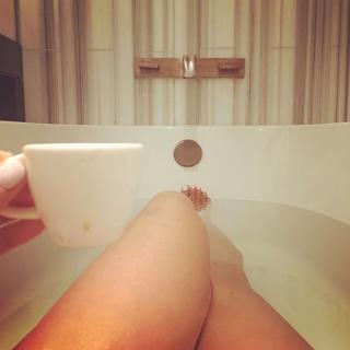 Nikki Garcia feet photo thumbnail