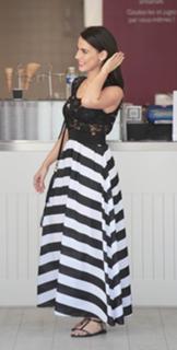Jessica Lowndes feet photo thumbnail