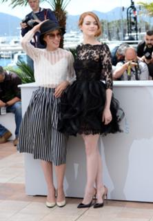 Emma Stone feet photo thumbnail
