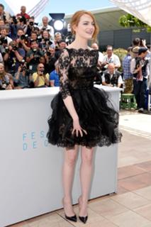 Emma Stone feet photo thumbnail