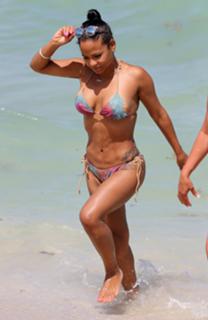 Christina Milian feet photo thumbnail